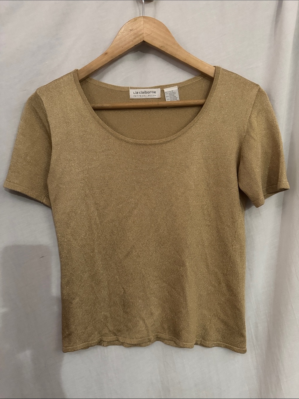 Liz Claiborne Metallic Gold Short Sleeve Scoop Neck Top